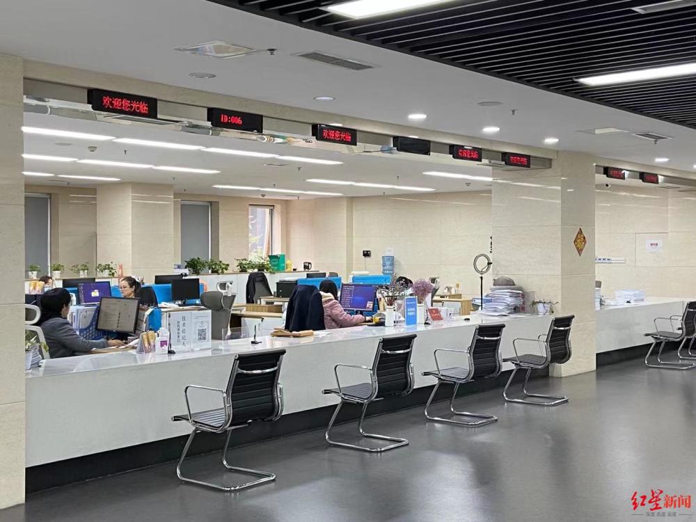 成都技术经纪人“一对一”服务 解决川渝企业科技成果交易流程疑问